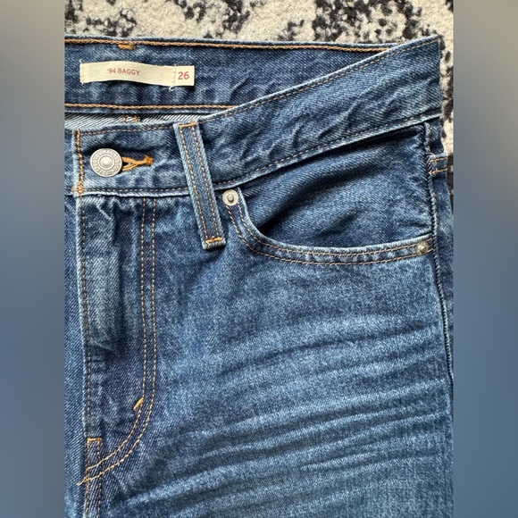 Levi’s 94 Baggy - Picture 2 of 4